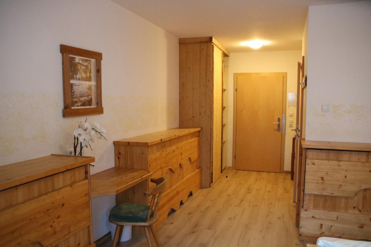 Gasthof Zum Loewen Aschau Im Zillertal Exterior foto