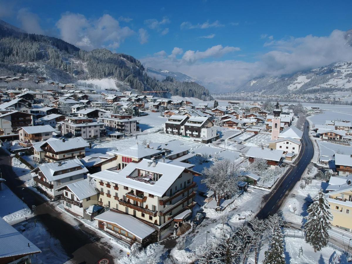 Gasthof Zum Loewen Aschau Im Zillertal Exterior foto
